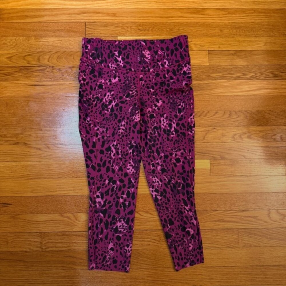 Lululemon Base Pace High-Rise Crop 23" Cheetah Camo Magenta Purple Multi